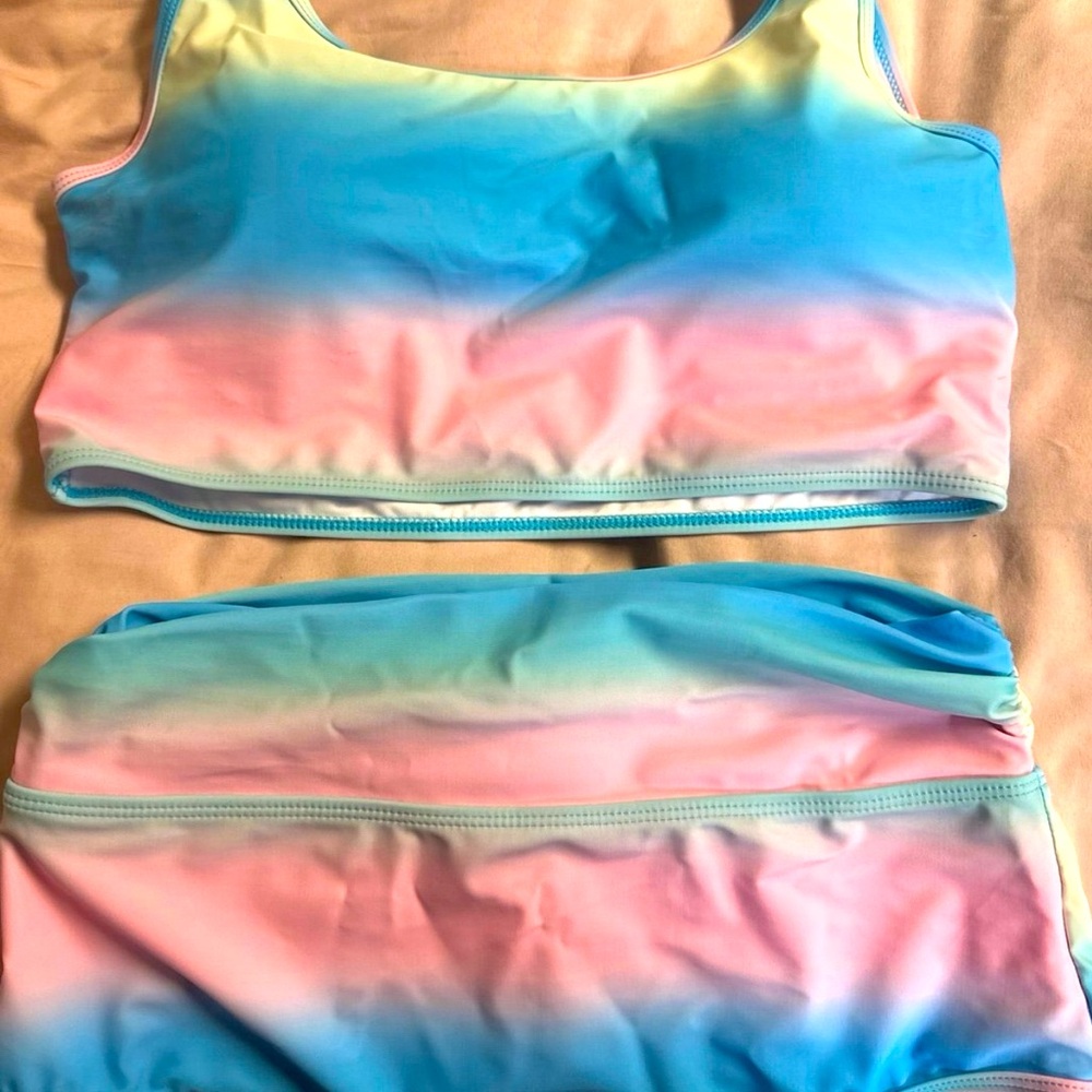 Super cute two piece!